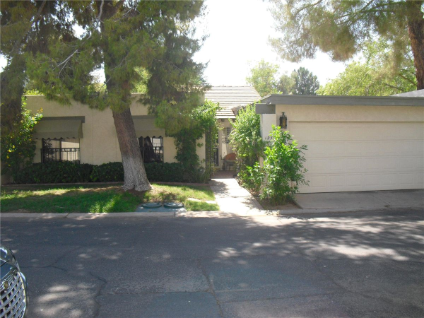 125 E Echo Lane, Phoenix, AZ 85020 