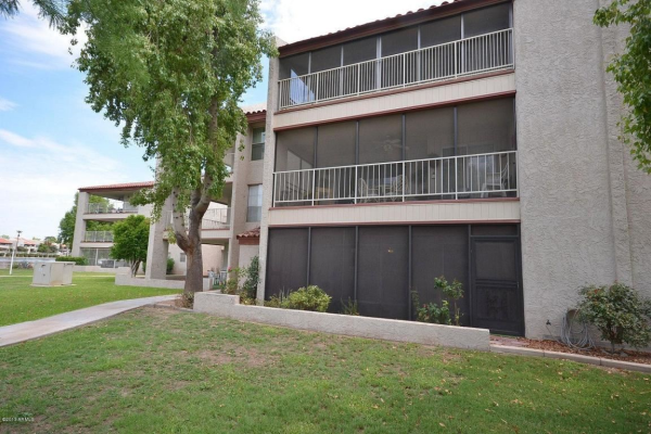 11038 N 28th Drive, Phoenix, AZ 85029 