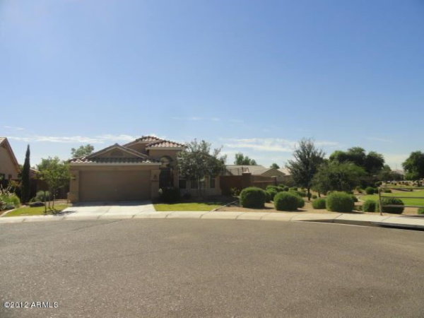 8125 W Lumbee Street, Phoenix, AZ 85043 