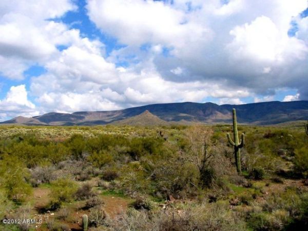 46xxx N 18th Street, New River, AZ 85087 