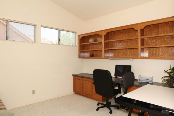 10505 E Voax Dr, Sun Lakes, AZ 85248 