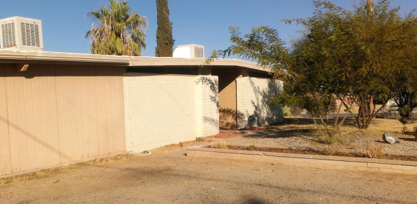 8601 E 18th, Tucson, AZ 85710 