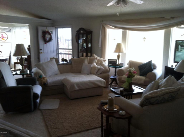 12087 W Ranchettes, Tucson, AZ 85743 