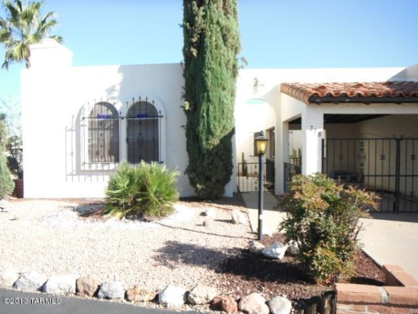 738 W Paseo Del Prado, Green Valley, AZ 85614 