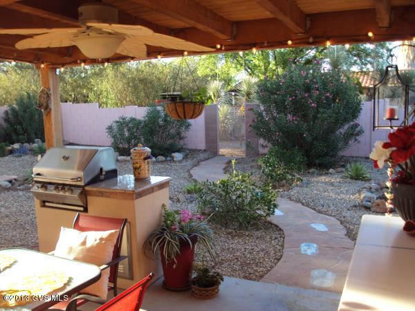 107 E La Soledad, Green Valley, AZ 85614 