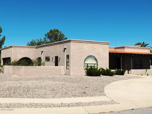 282 W Calle Mccleary, Green Valley, AZ 85614 