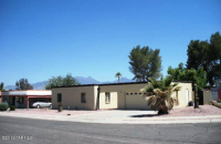 120 E La Soledad, Green Valley, AZ 85614 