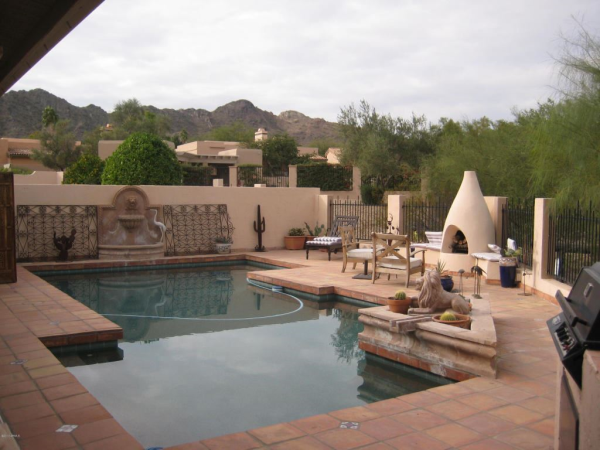 2524 E Carol Avenue, Phoenix, AZ 85028 