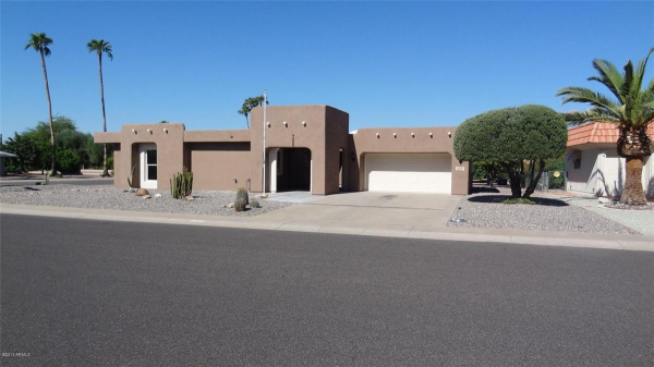 9201 W Briarwood Circle, Sun City, AZ 85351 