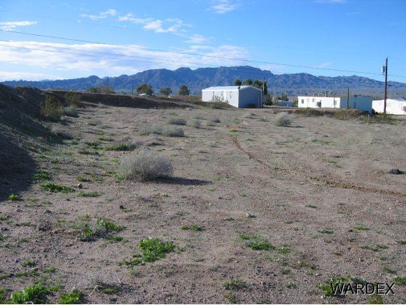 4612 E Wikieup Dr, Mohave Valley, AZ 86436 