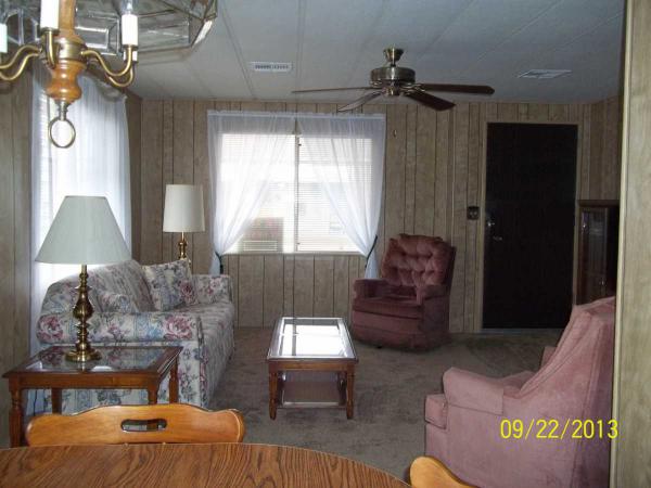 3300 E. Broadway Rd. Lot 211, Mesa, AZ 85204 