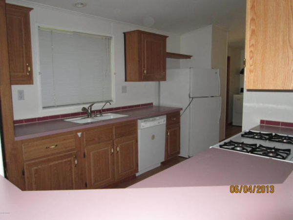 3182 W Robin Road, Benson, AZ 85602 