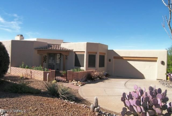 794 E Josephine Canyon Drive, Green Valley, AZ 85614 