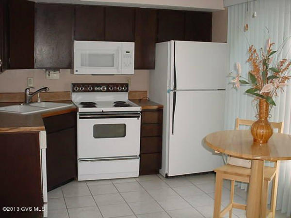 1050 S Calle De La Temporada, Green Valley, AZ 85614 