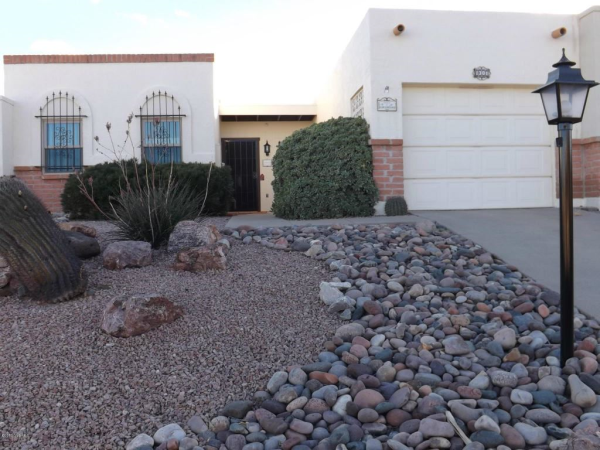 1301 W Calle Serrano, Green Valley, AZ 85622 