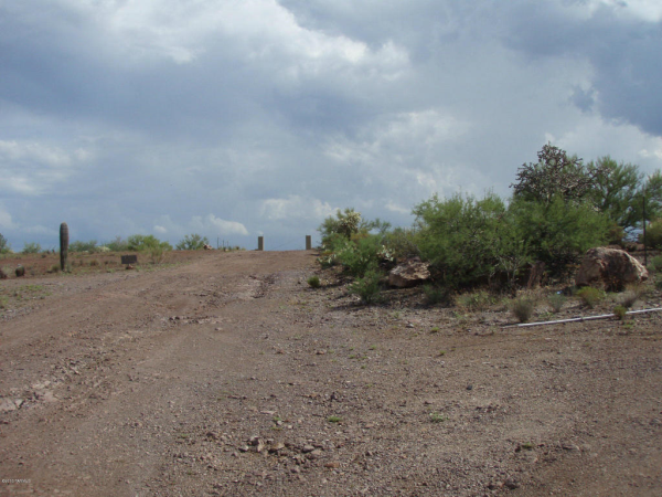 47345 E Panoramic View, Oracle, AZ 85623 