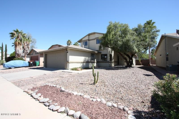 9324 N Monmouth, Tucson, AZ 85742 
