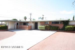 7458 E Montecito, Tucson, AZ 85710 