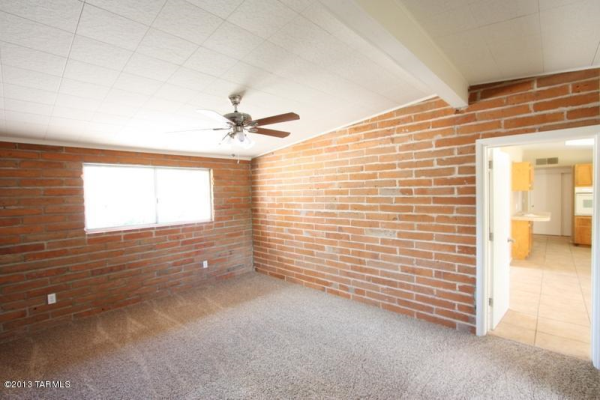 2230 S Calle Yucatan, Tucson, AZ 85710 