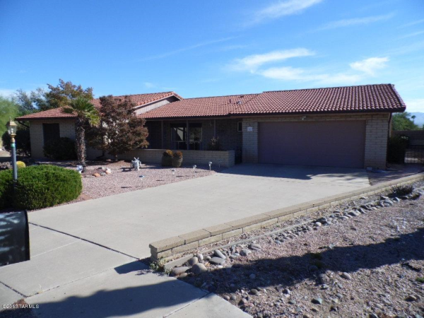 1 W Calle Frambuesa, Green Valley, AZ 85614 