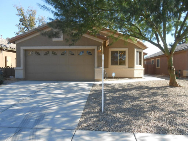 131 S Burro Canyon, Sahuarita, AZ 85629 