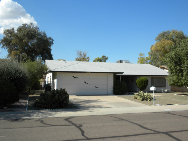 11210 S SHOSHONI Drive, Phoenix, AZ 85044 