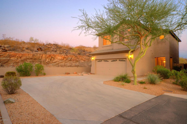 16930 S CEDARWOOD Lane, Phoenix, AZ 85048 