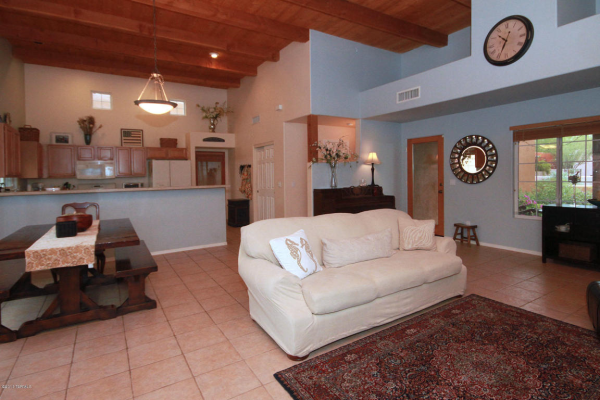 10504 E John McNair, Tucson, AZ 85747 