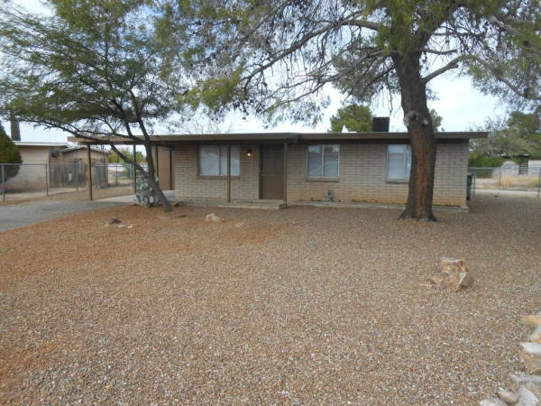 7625 E Lotus, Tucson, AZ 85730 
