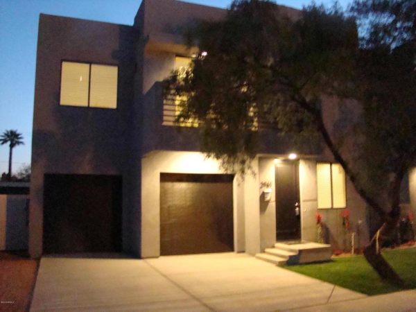 2961 E Fairmount Avenue, Phoenix, AZ 85016 