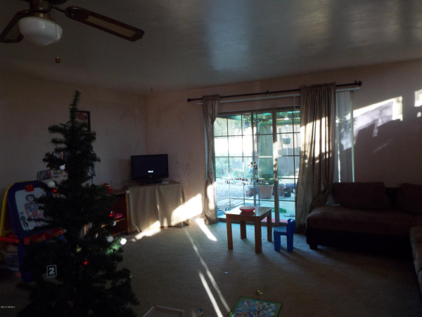 8061 E Kenyon, Tucson, AZ 85710 