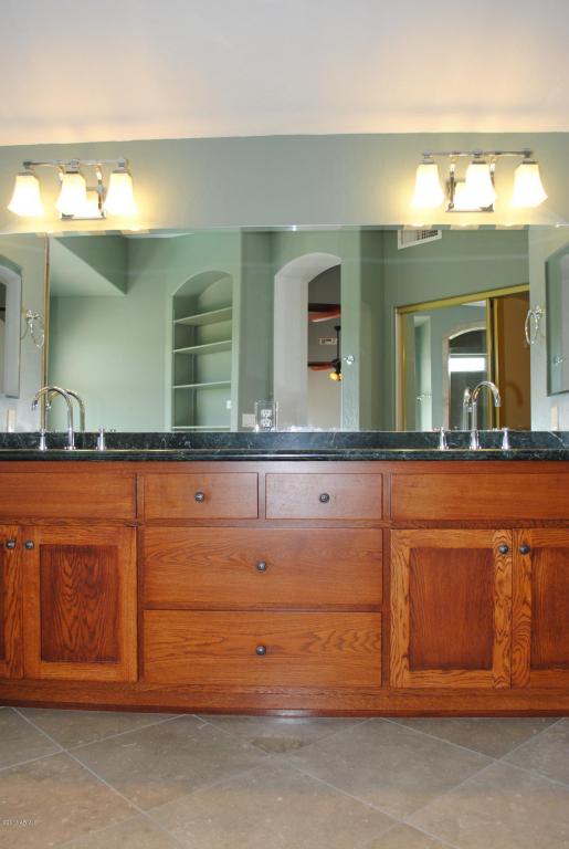 1411 E CAPTAIN DREYFUS Avenue, Phoenix, AZ 85022 