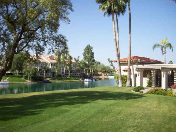 10570 E CINNABAR Avenue, Scottsdale, AZ 85258 