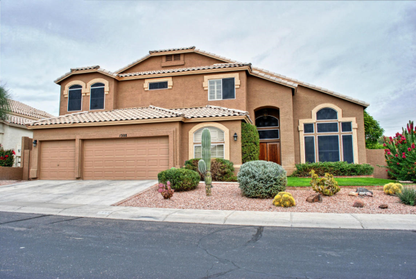 1308 E VOLTAIRE Avenue, Phoenix, AZ 85022 