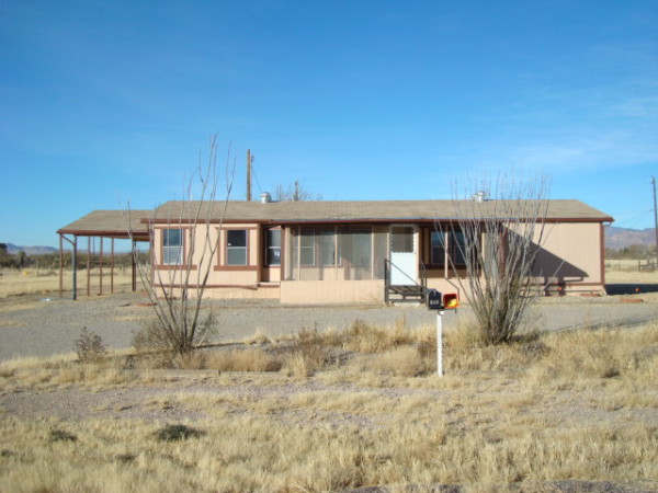 515 N Sunset Strip, Willcox, AZ 85643 