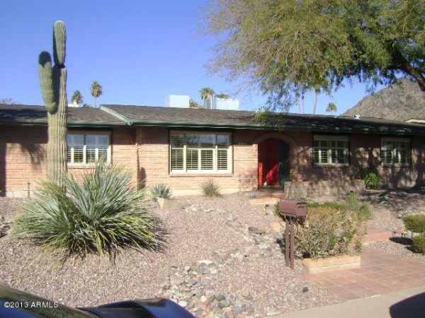 2214 E Glenn Drive, Phoenix, AZ 85020 