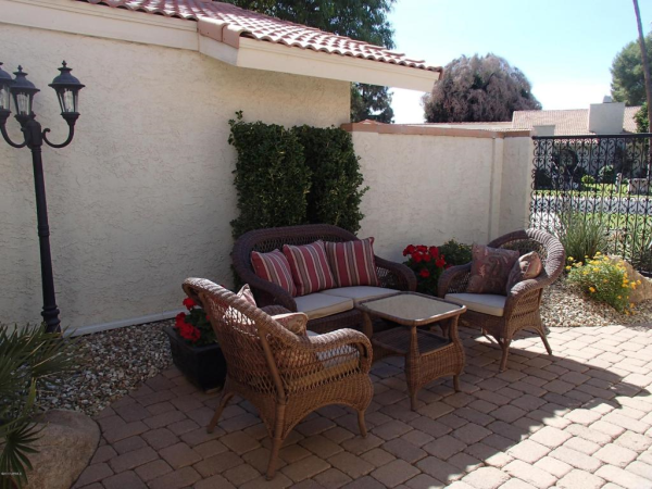 7824 E OAKSHORE Drive, Scottsdale, AZ 85258 