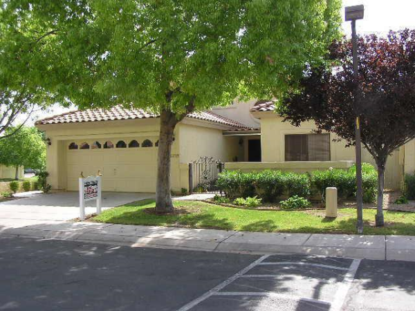 9135 S GRANDVIEW Drive, Tempe, AZ 85284 