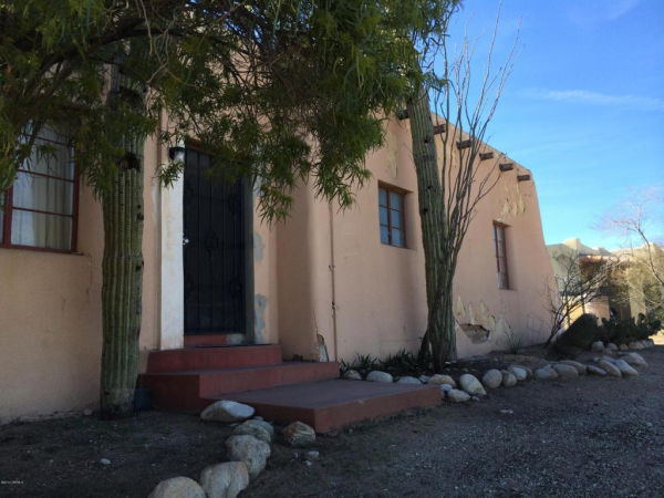 102 E Laguna, Tucson, AZ 85705 