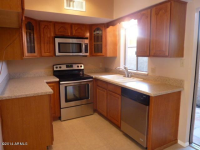 1320 E BETHANY HOME Road #94, Phoenix, AZ 85014 