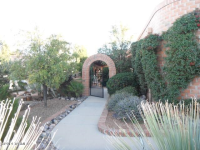 885 W Desert Hills, Green Valley, AZ 85622 