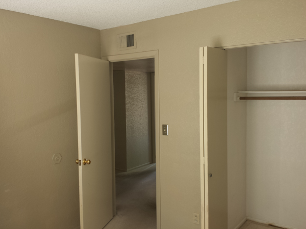 726 W. Laguna Azul Ave, Mesa, AZ 85210 