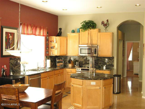 3871 S BARBERRY Place, Chandler, AZ 85248 