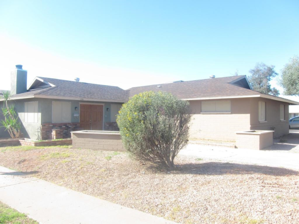 698 N JAY Street, Chandler, AZ 85225 