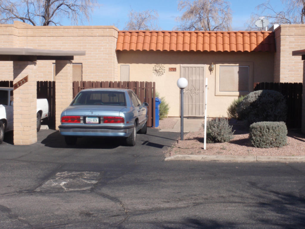 725 S Pantano, Tucson, AZ 85710 