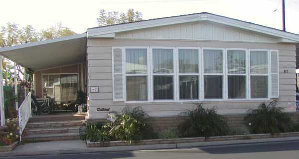 4211 W. 1st. Street, Santa Ana, CA 92703 