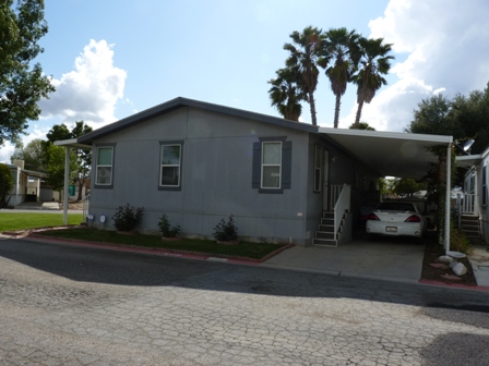 350 E San Jacinto Spc. 221, Perris, CA 92570 