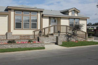 201 Carmel Ct., Oxnard, CA 93033 