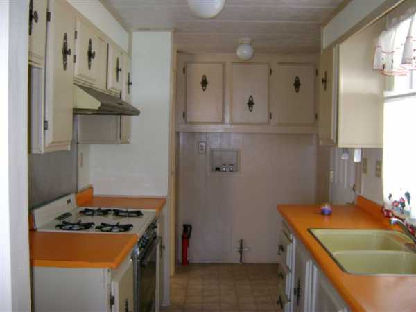 17225 Valley Blvd, Fontana, CA 92335 