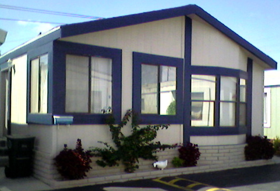 327 W. Wilson St, Costa Mesa, CA 92627 